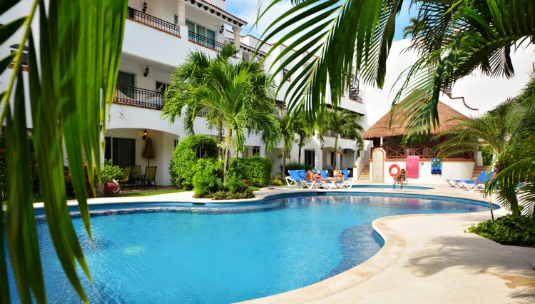 gaviotas-302-pool-ii