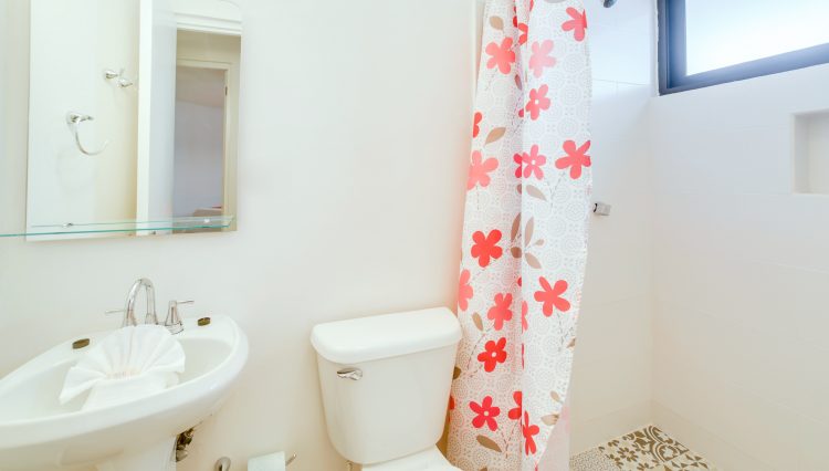 CONDO_1_bathroom