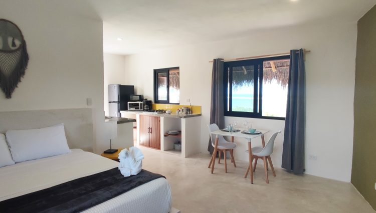 living area 2